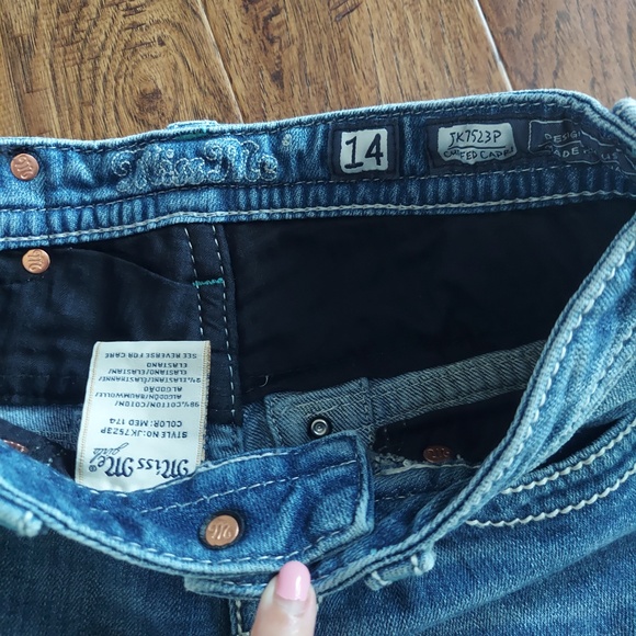 Miss Me Cuffed Capri size 14 - Picture 2 of 4